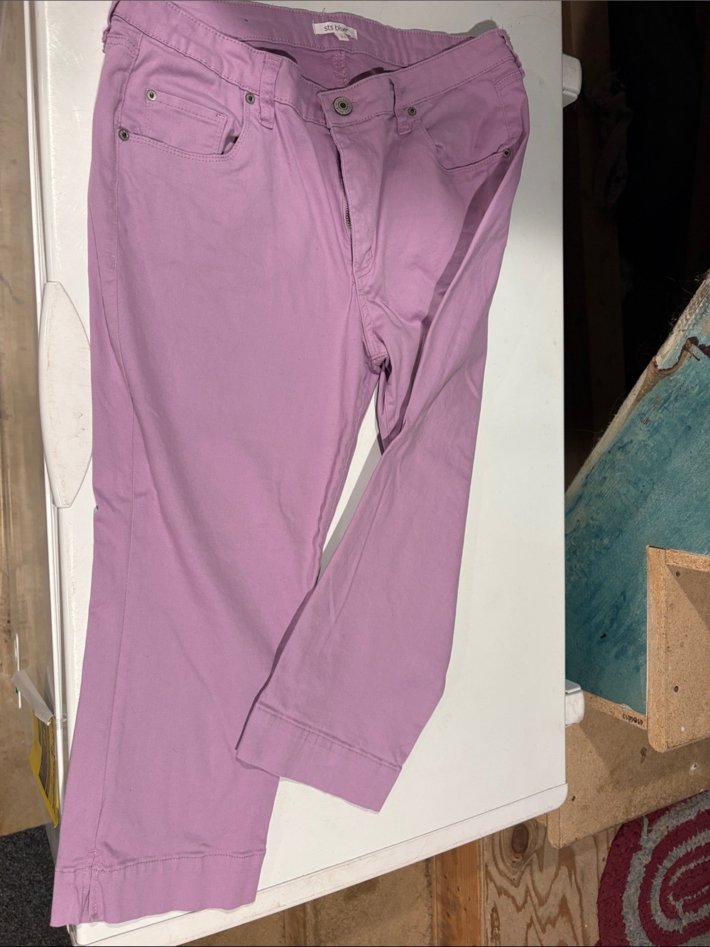 STS Blue Lilac Capris barely worn